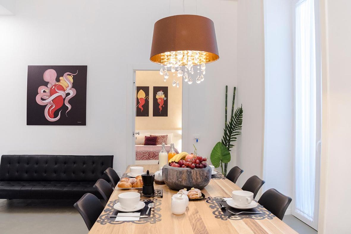 A Misura Duomo Rooms & Apartment - Ls Accommodations Napoli Bagian luar foto