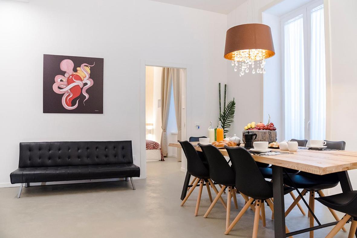 A Misura Duomo Rooms & Apartment - Ls Accommodations Napoli Bagian luar foto